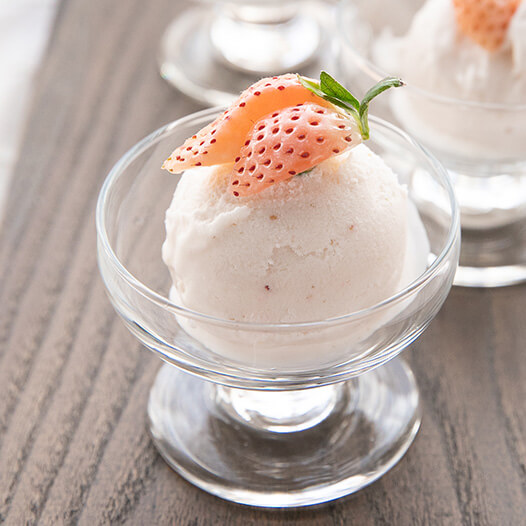 白いちごアイス